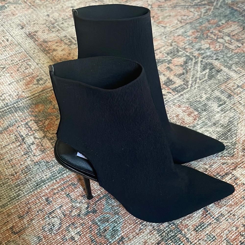 STEVE MADDEN BOOTIE
